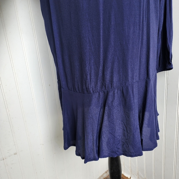 NWT Gap Navy Blue V-Neck Long Sleeve Shift Dress Boho Minimalist Style Ruffle M - Picture 5 of 11